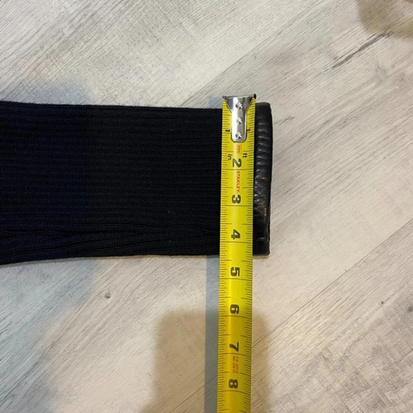 Identify 100% Leather Knit Fitted Jacket with Mock Cowl Neck 🇨🇦 Made - Picture 15 of 17